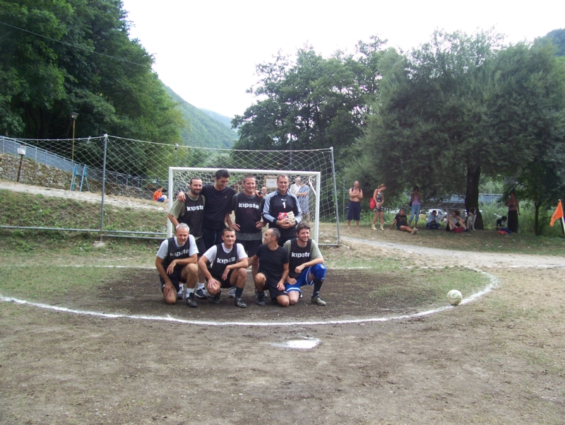  Image name: Calcio30.jpg 
 width: 800 pixel 
 height: 601 pixel 
 Size: 452098 bytes 
 Click to enlarge 